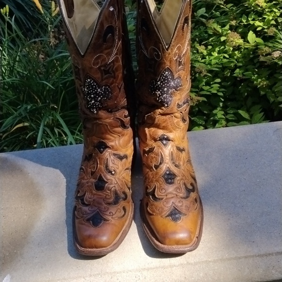 CORRAL A2840 - WOMEN'S INLAY EMBROIDERY AND STUDS BROWN SQUARE TOE  BOOT size 9 - Picture 2 of 16